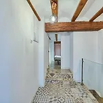 Tree Plaza A By Invalencia Βαλένθια